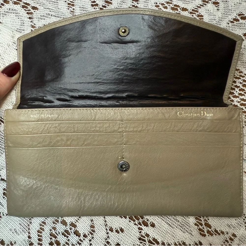 Dior Vintage Beige Leather Wallet